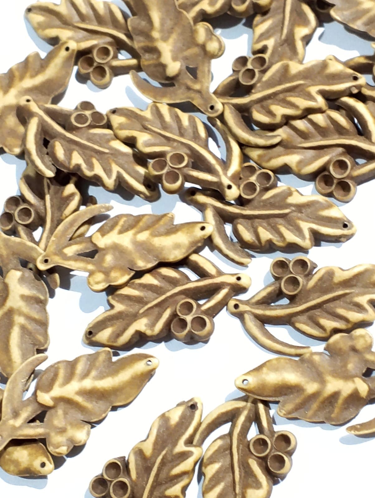 Wooden Leaf Plastic Beads for DIY Crafts - Pack of 40gms - Ideal for DIY Jewelry Making, Jewelry, and Dress Accessories.