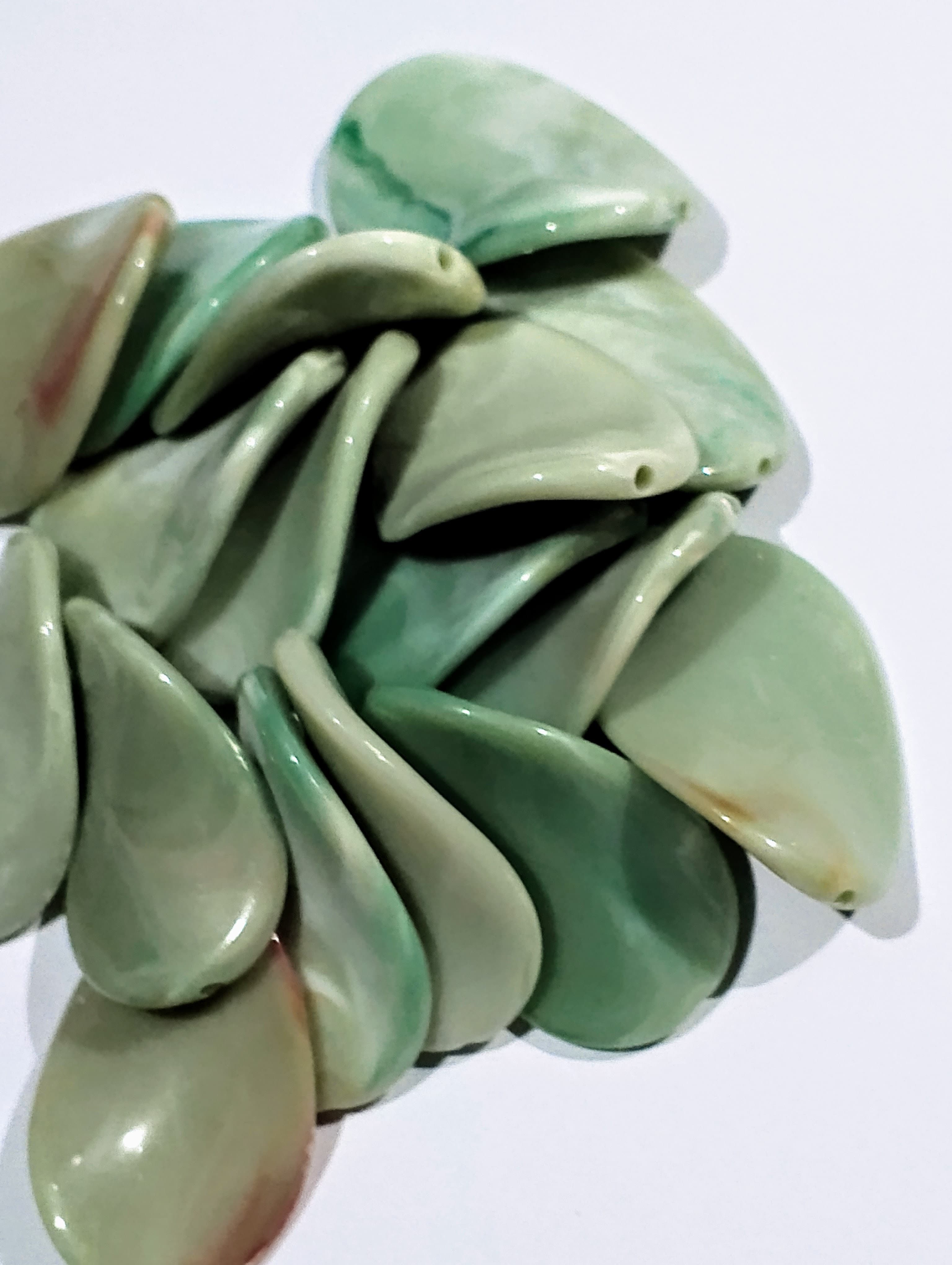Pack of 40 gms Green Marble Curved Oval Acrylic Plastic Beads. Versatile for DIY Jewelry, Craft Projects, Dress Accessories, Home Decorative Ideas.