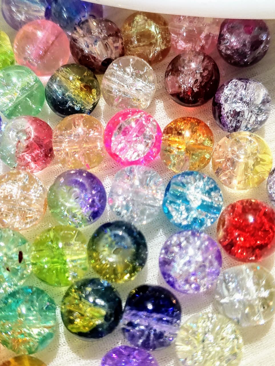 150,300 pcs Multicolor Single and Double Tone Crackle Glass Beads – Shiny 8mm Round Beads for Jewelry Making & DIY Crafts