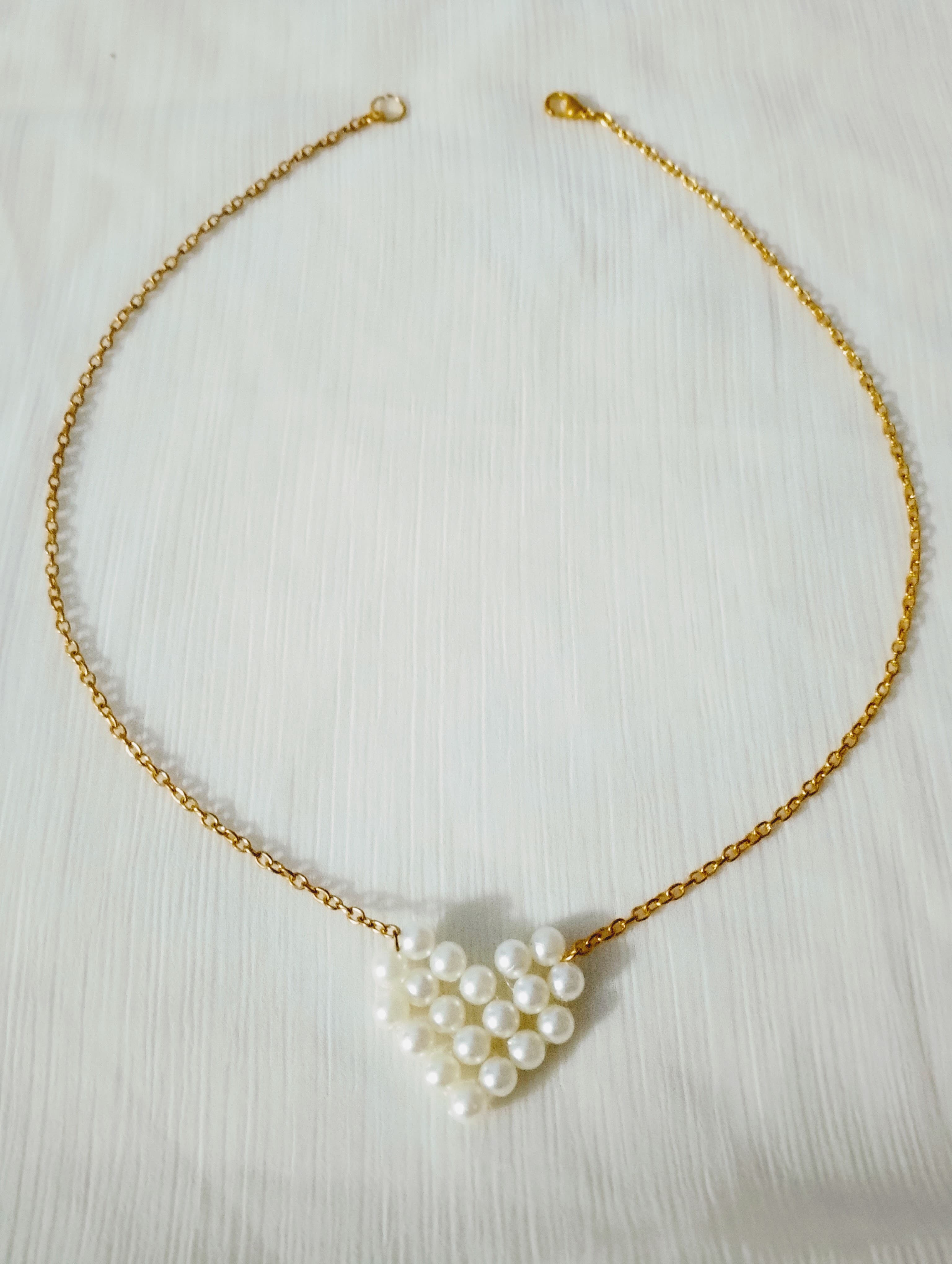 Elegant Golden Chain with Cute Pearl Heart Pendant for Women