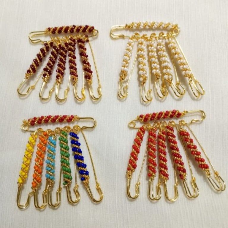 Elegant Hijab Pins – Pack of 6 Fancy Safety Pins with Seed Beads