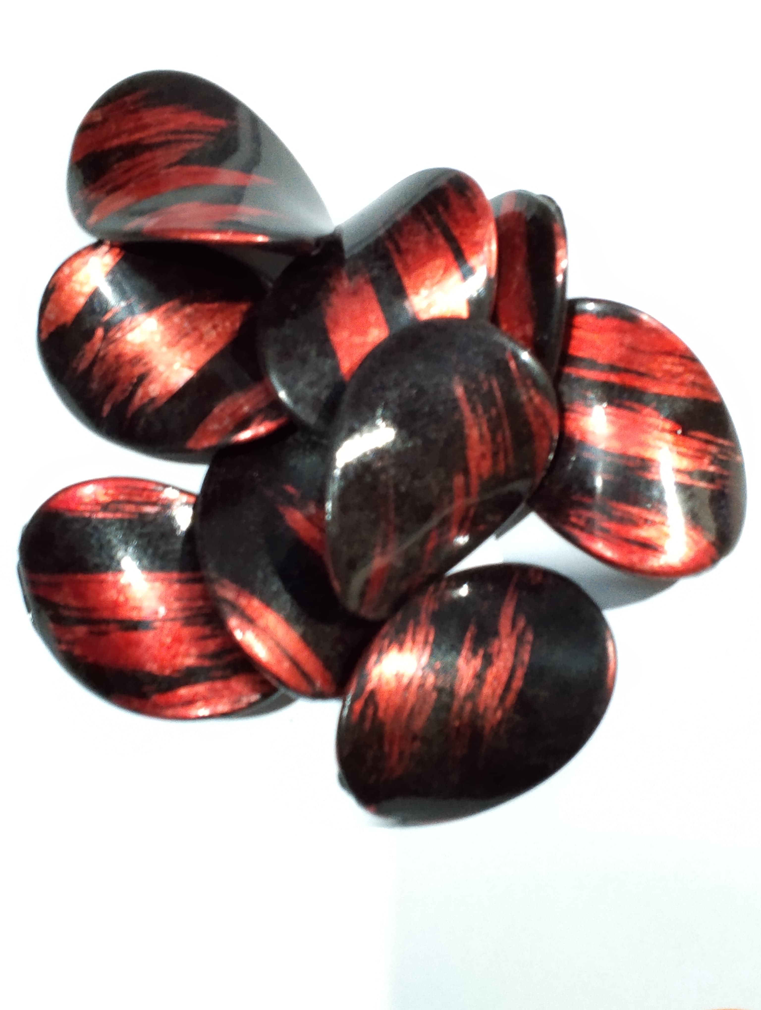 Black Red Flat Curved Antique Large Chips Marble Beads. Pack of 40gms Beads, For DIY Jewelry Making, Jewelry, And Dress Accessories.