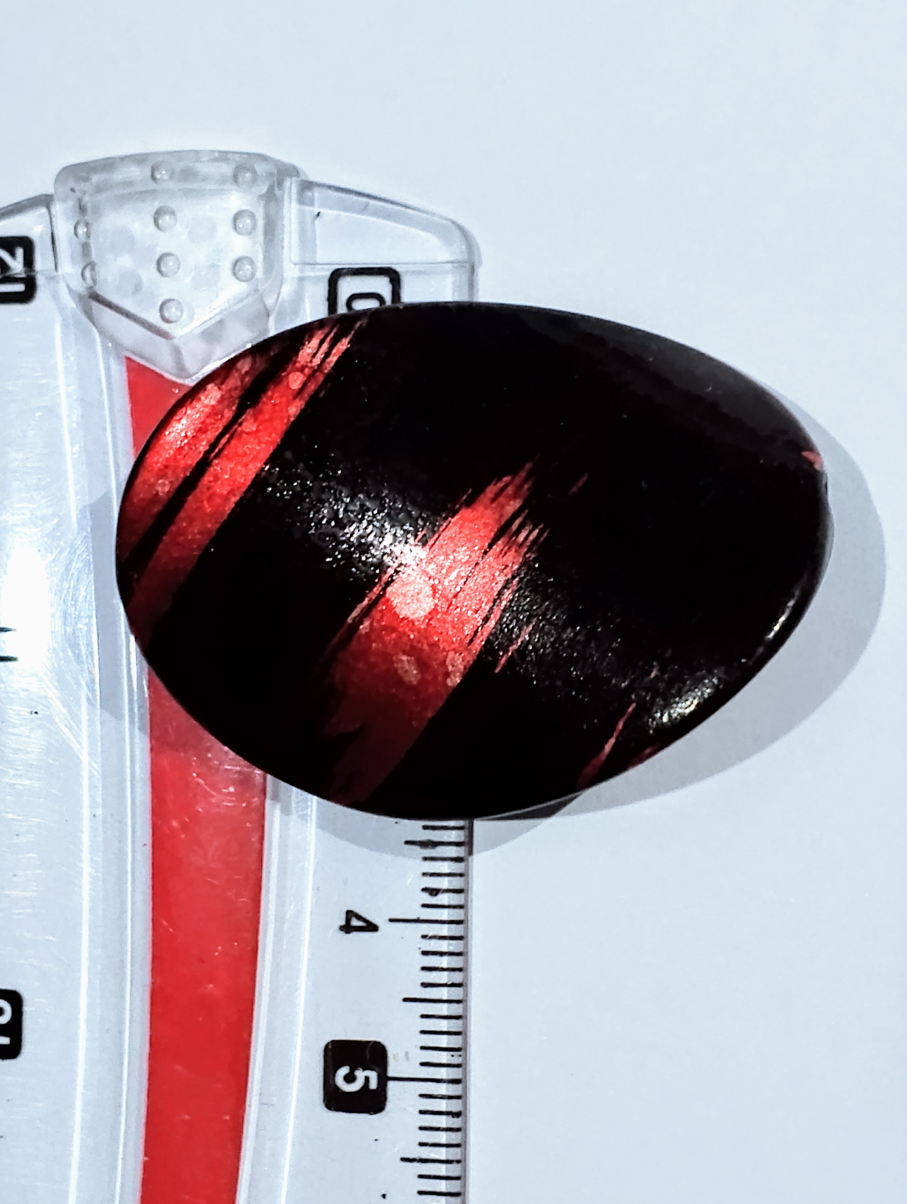 Black Red Flat Curved Antique Large Chips Marble Beads. Pack of 40gms Beads, For DIY Jewelry Making, Jewelry, And Dress Accessories.