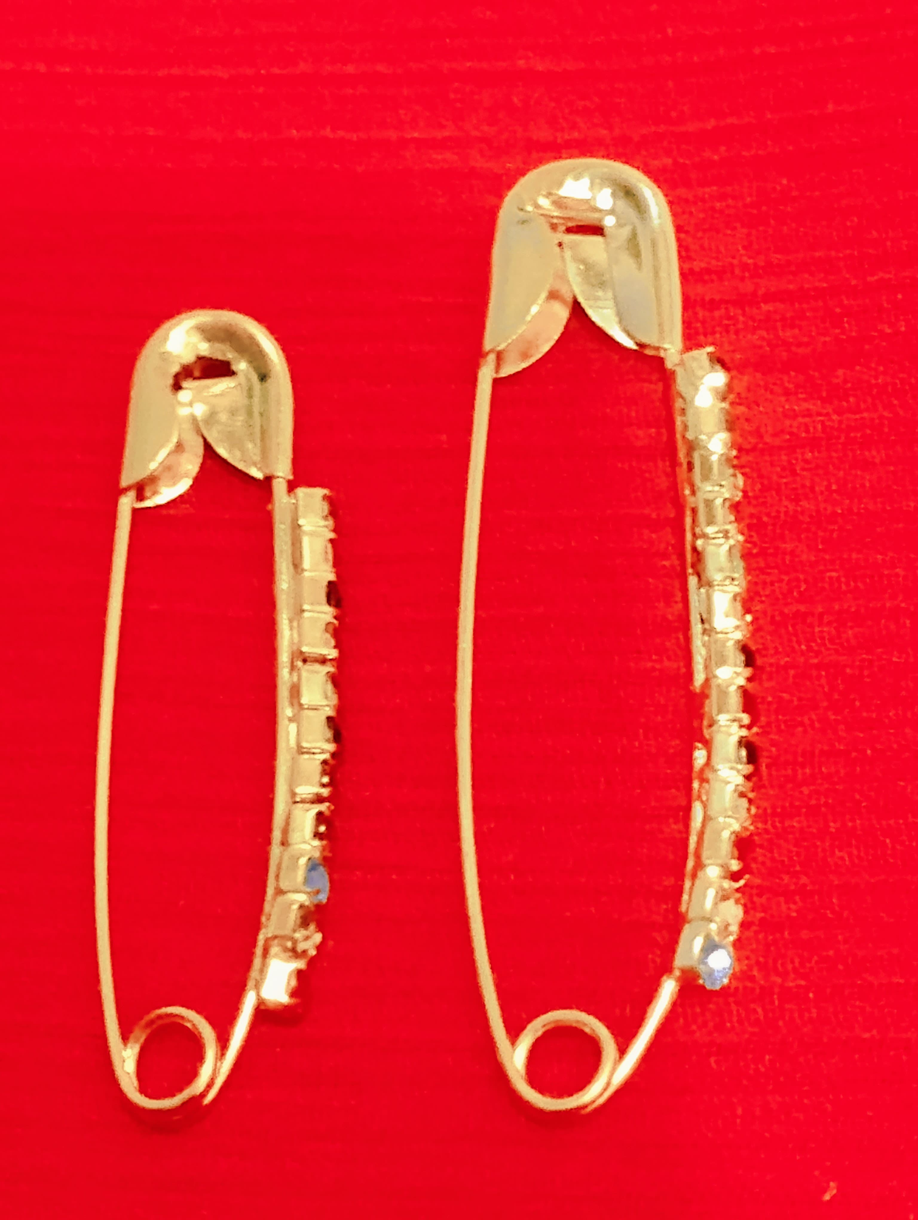 Crystal Hijab Pins – Set of 6 Fancy Safety Pins with Rhinestones