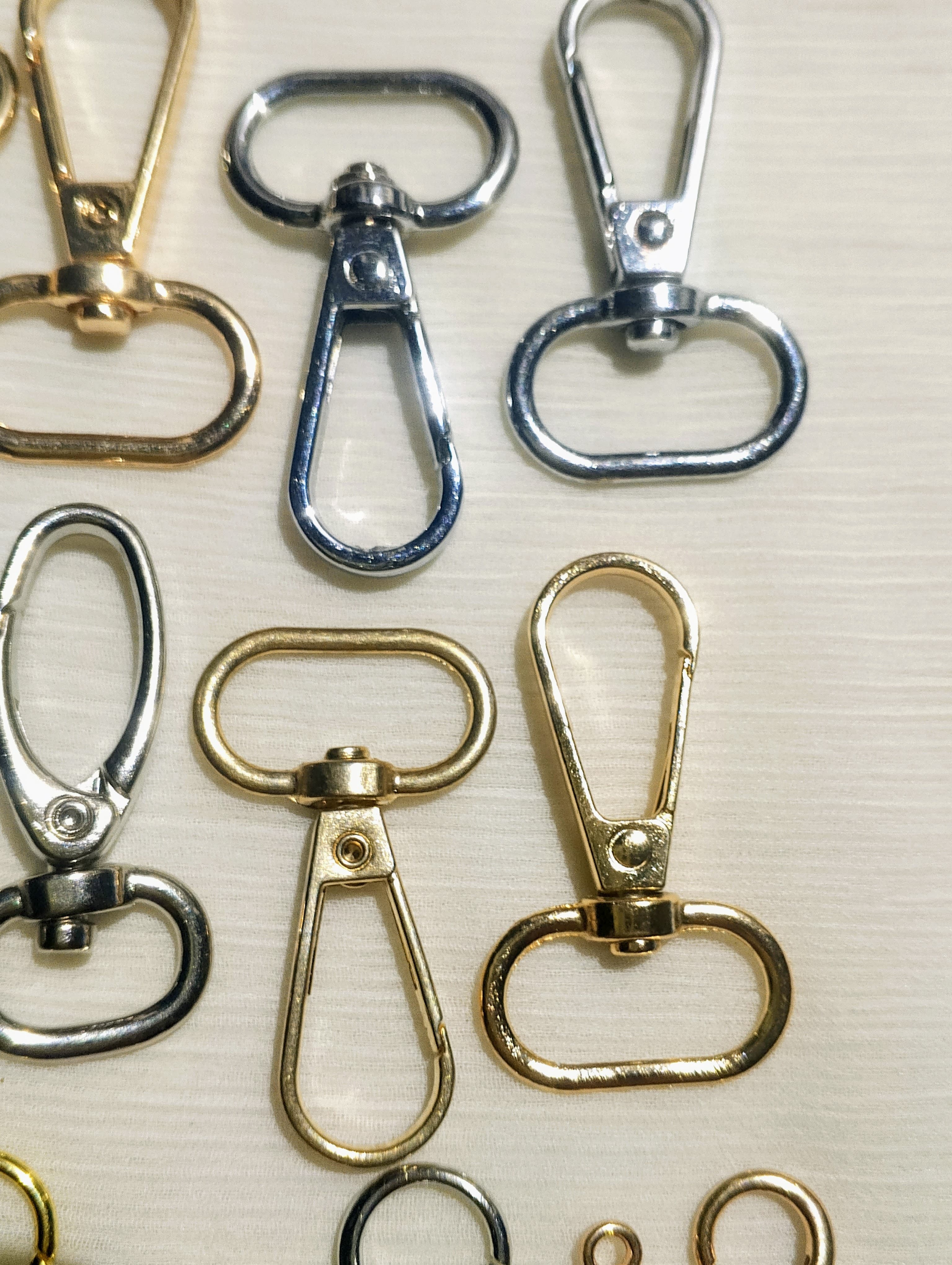 Mixed Metal Buckle Hooks & Lobster Clasp Set – Swivel, Trigger & Keychain Hooks for DIY Crafts, Jewelry, Bags & Keychains