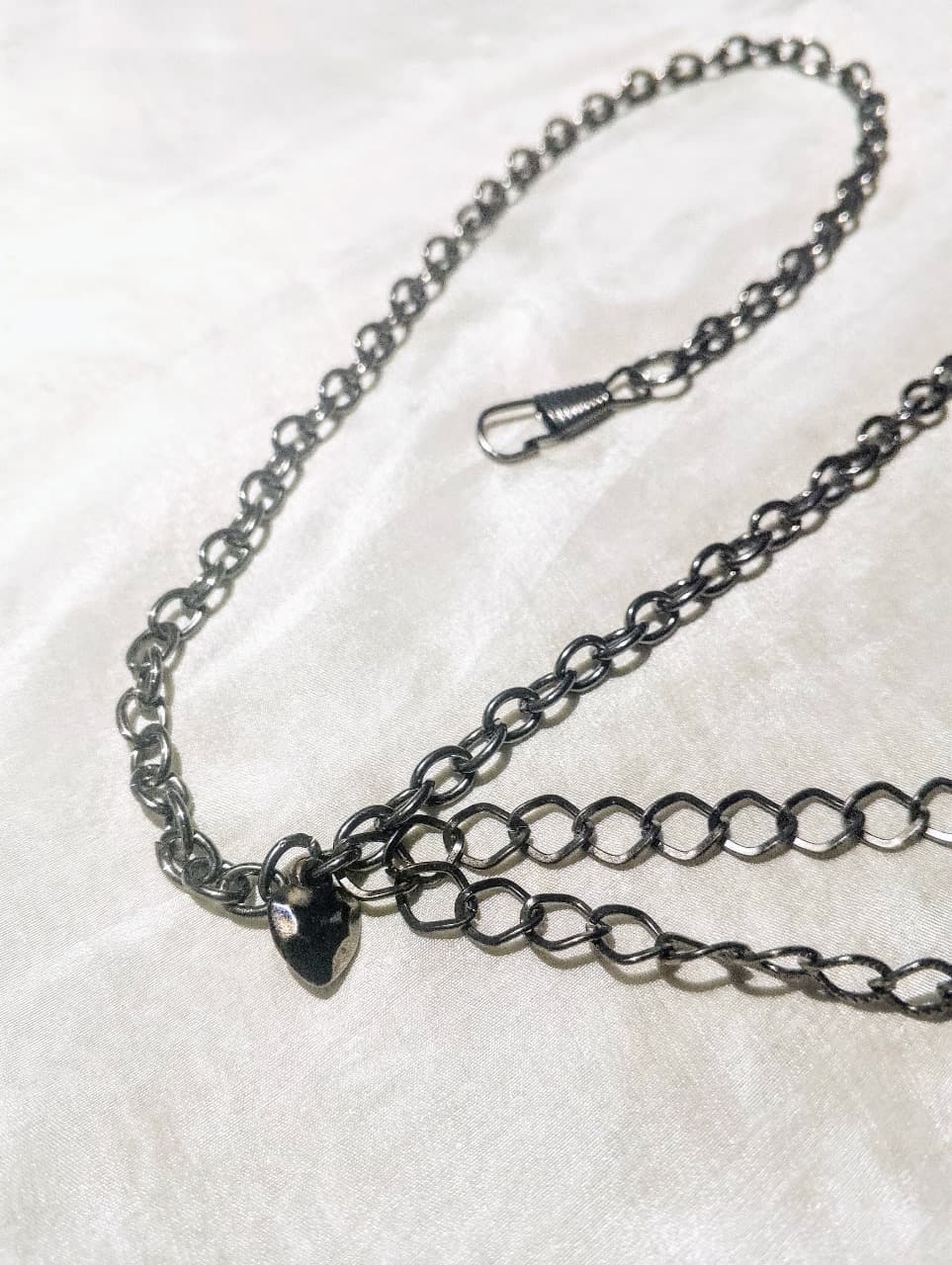 Elegant Multi-Layer Metal and Beads Chain Waist Belt