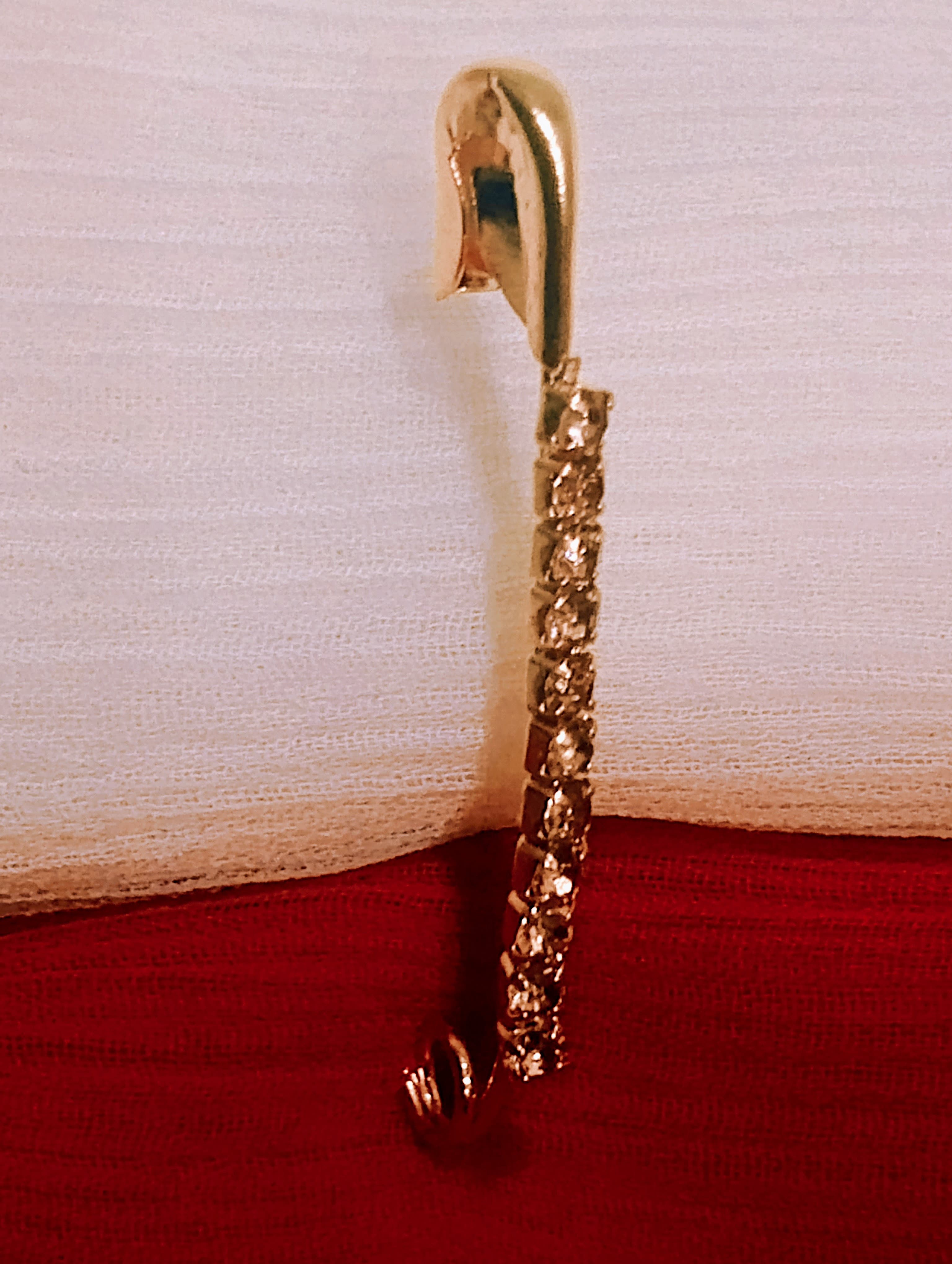 Crystal Hijab Pins – Set of 6 Fancy Safety Pins with Rhinestones